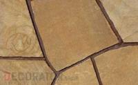 Песчаник бежево-коричневый с разводами рваный край, 30-40  мм