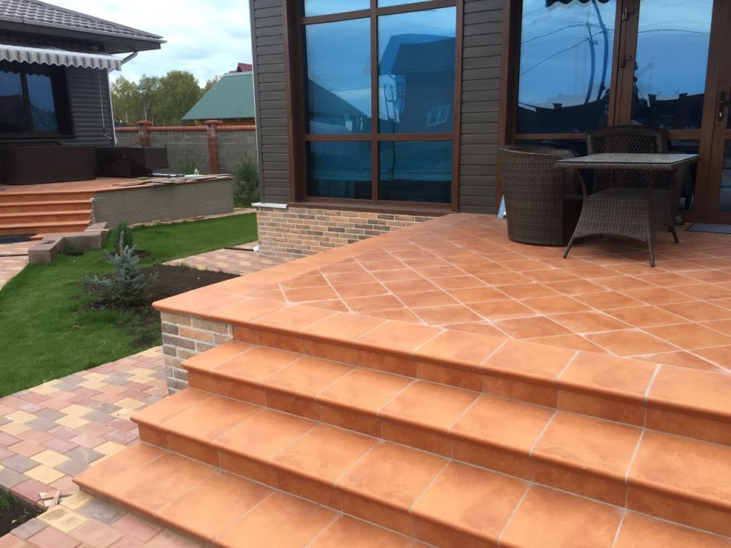 Монтаж клинкерных ступеней и плитки